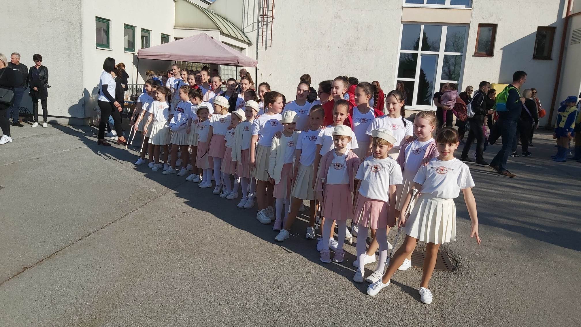 Image 5635243 (auto)