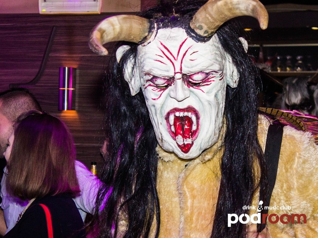 podroomcakovec0018333106