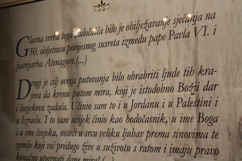 izlozbapapa009240364