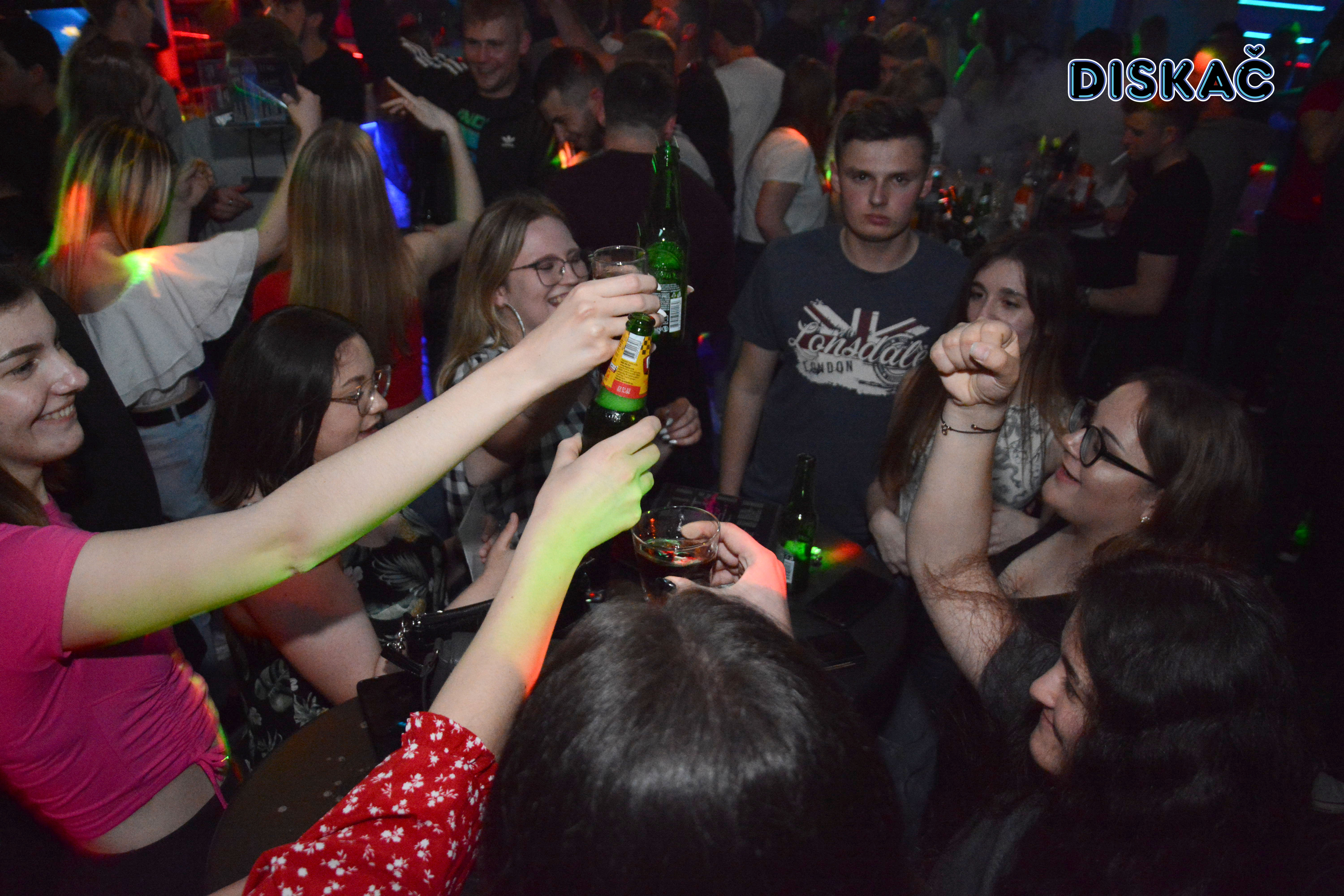 Diskac_Studentski Mega Party_Shooters_Boat_Party