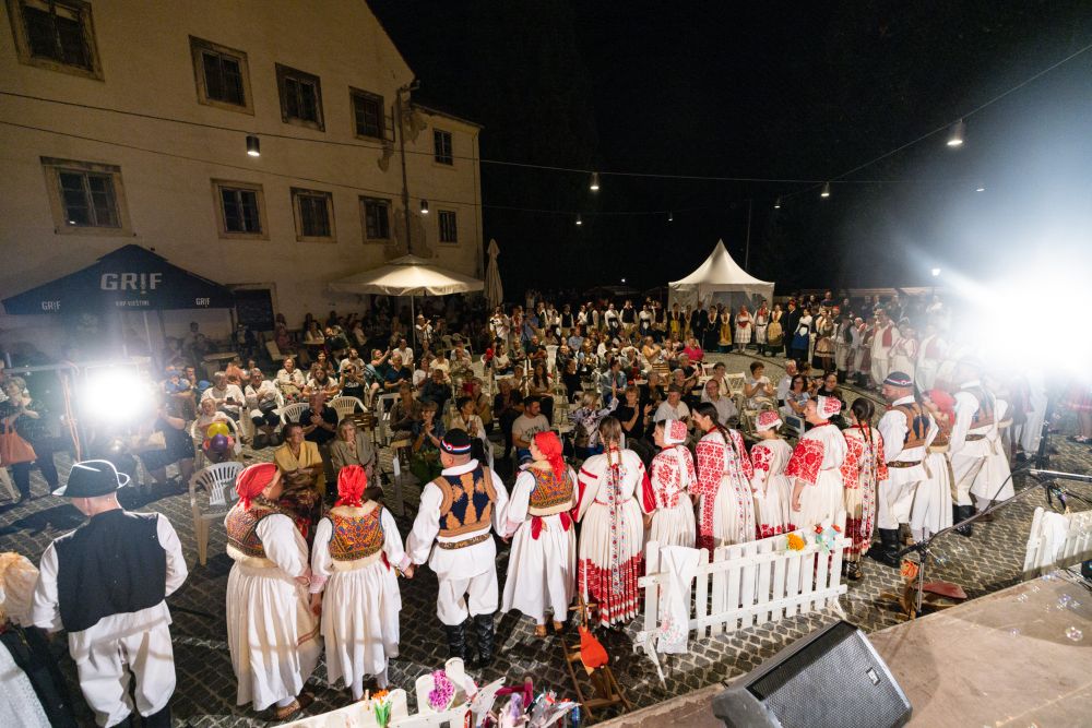 Image 5834311 (auto)