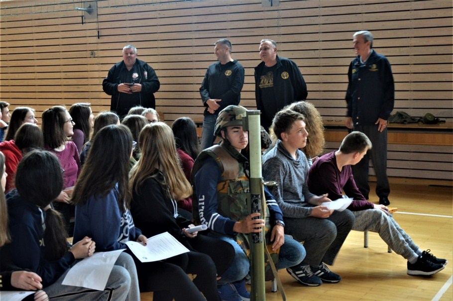 Image 3651231 (auto)