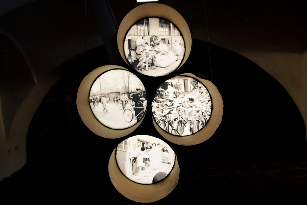 Sto godina tekstila, izložba Varteks