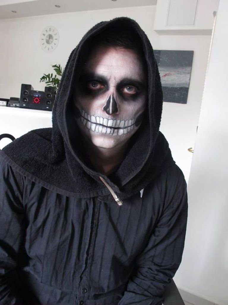 1798003102052587460917013221689