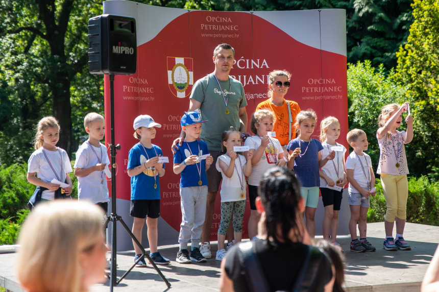 Image 5735721 (auto)