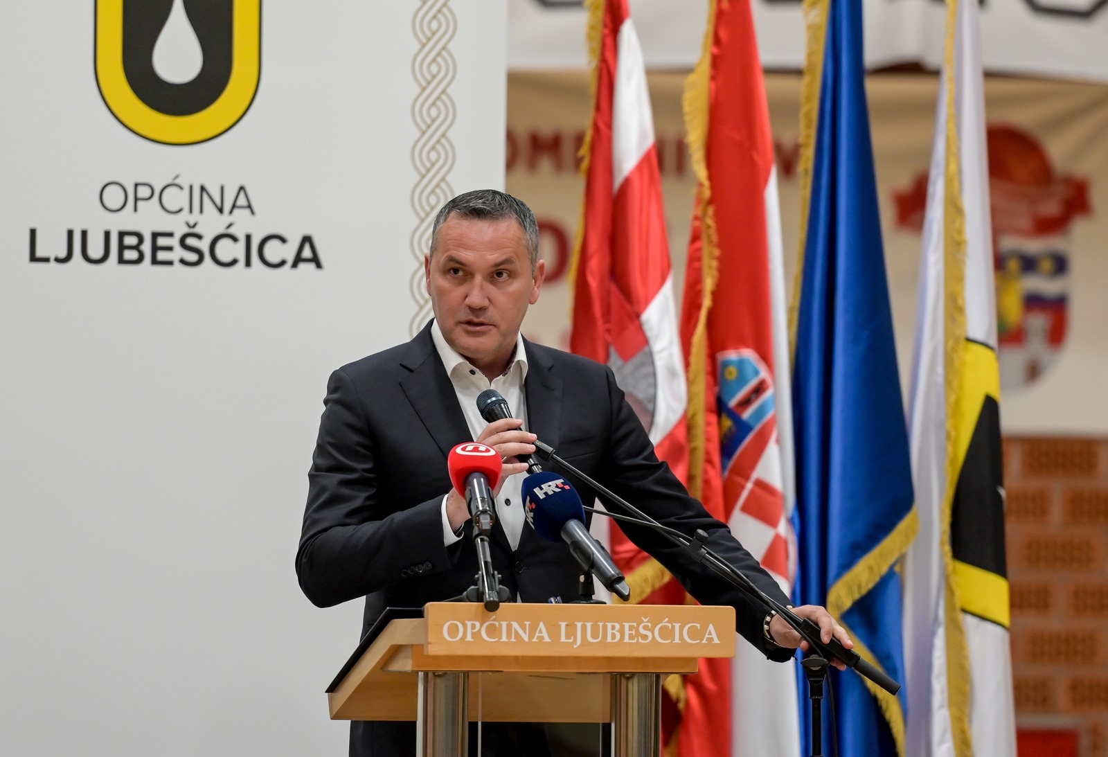 Općina Ljubešćica, Andrej Plenković, Nenad Horvatić