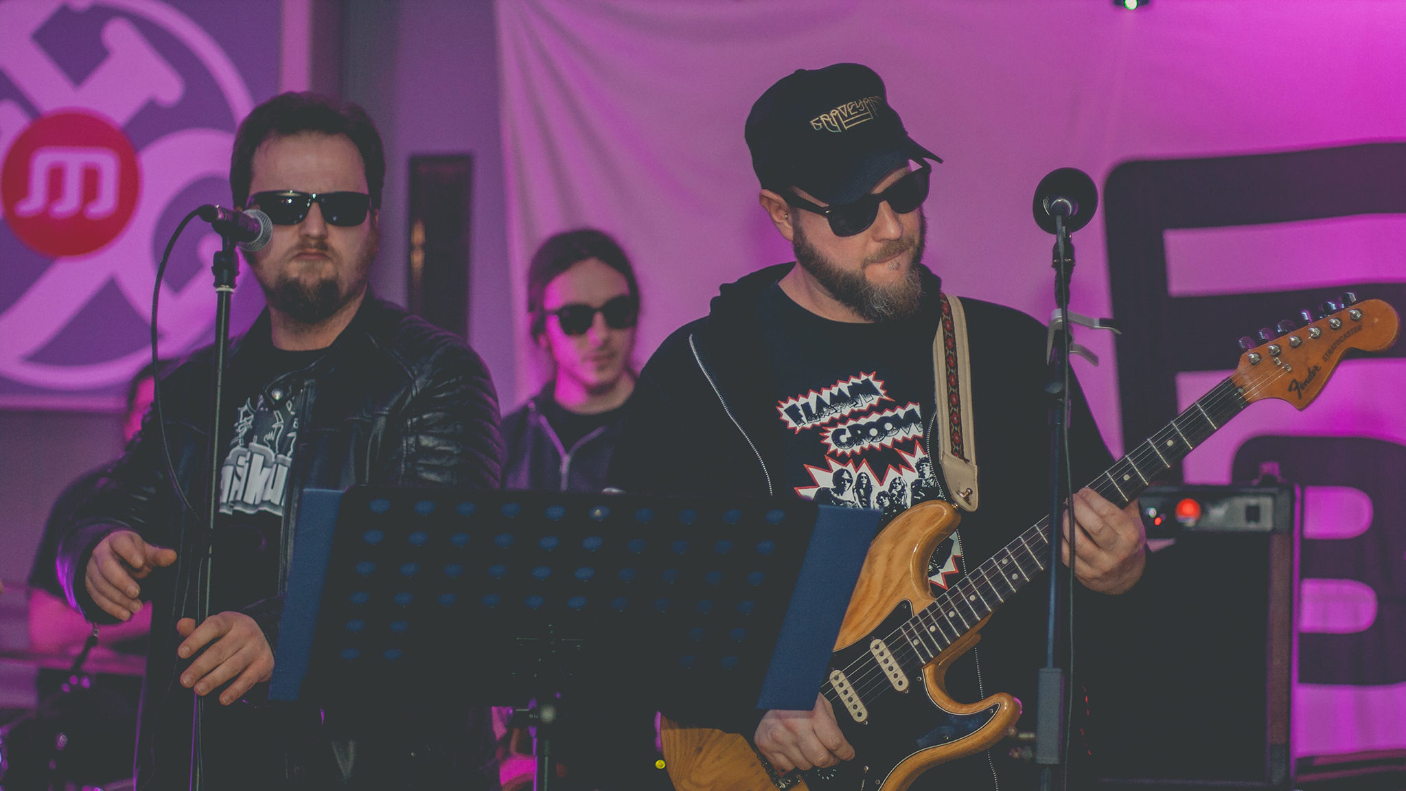 The Fakin’ Lajsne, Sloboda