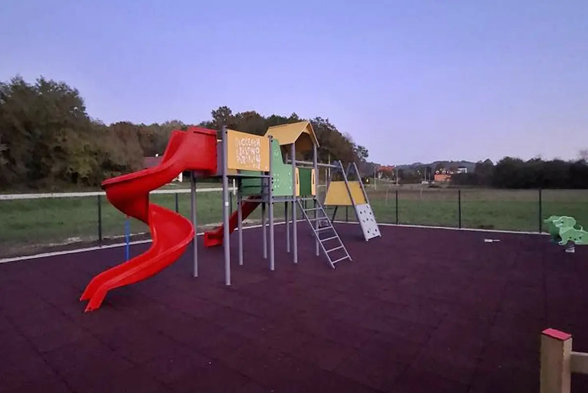 bednja-igralište (1) bednja-igralište (1)