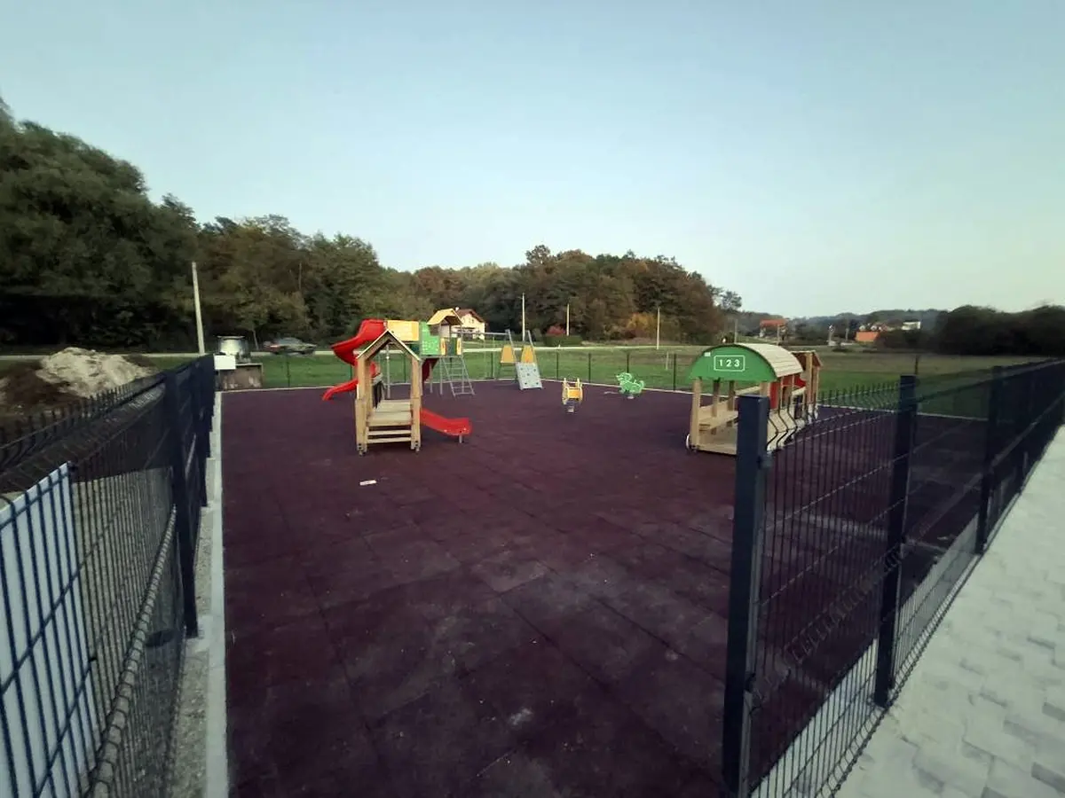 bednja-igralište (3) bednja-igralište (3)