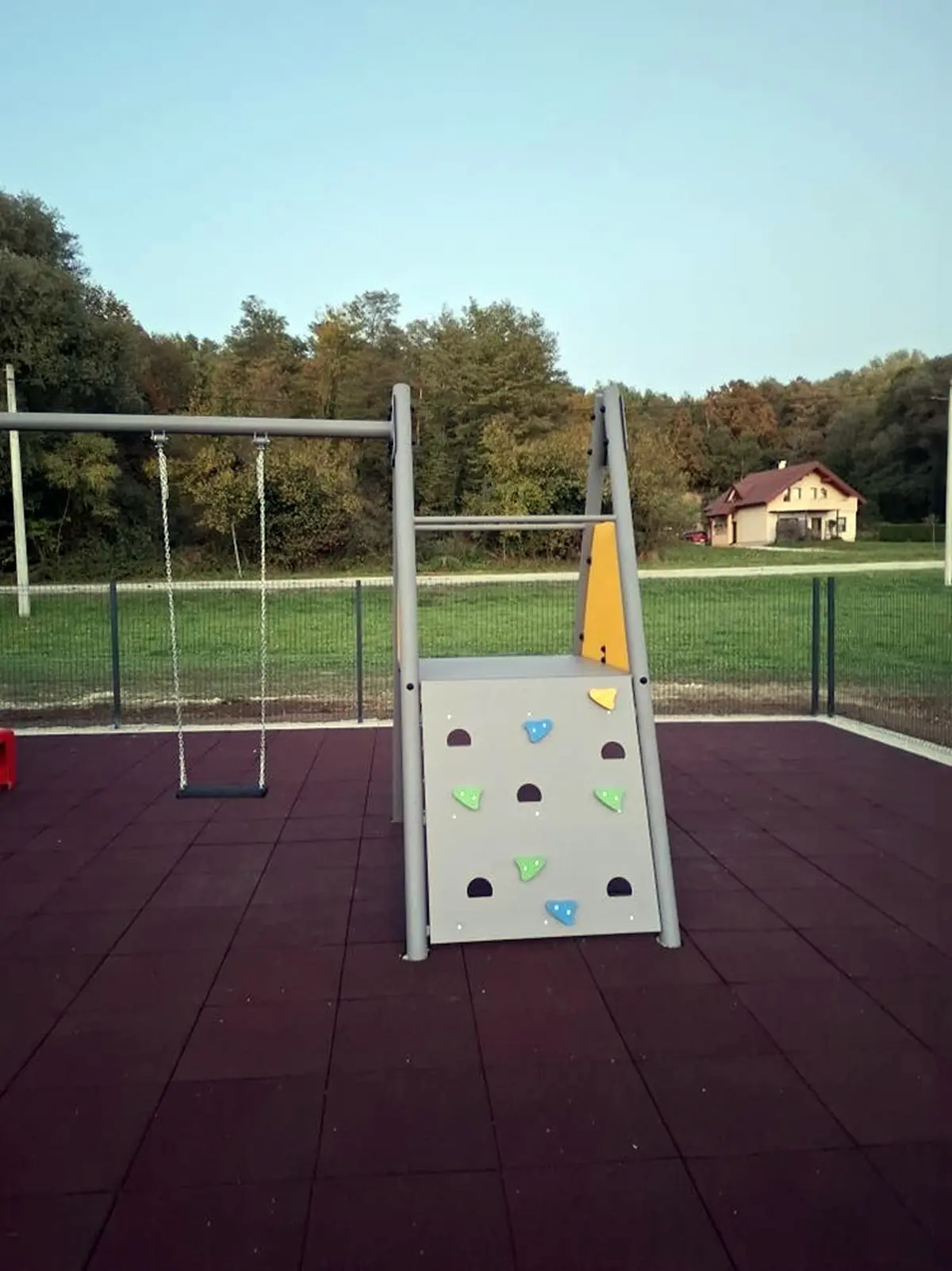 bednja-igralište (4) bednja-igralište (4)