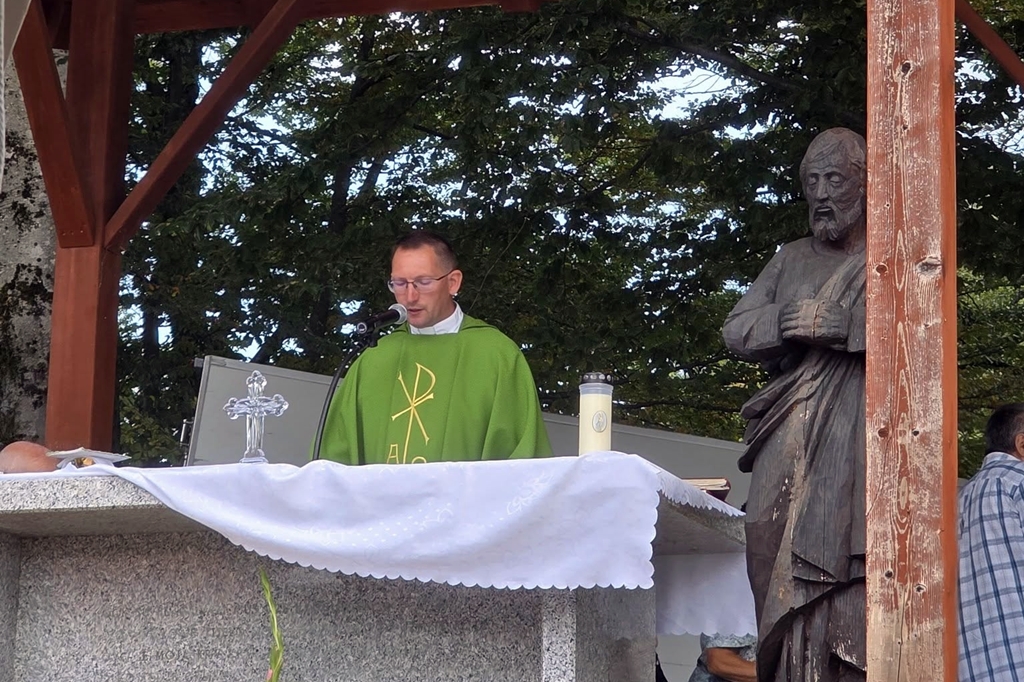 bednja-potkova (2) bednja-potkova (2)