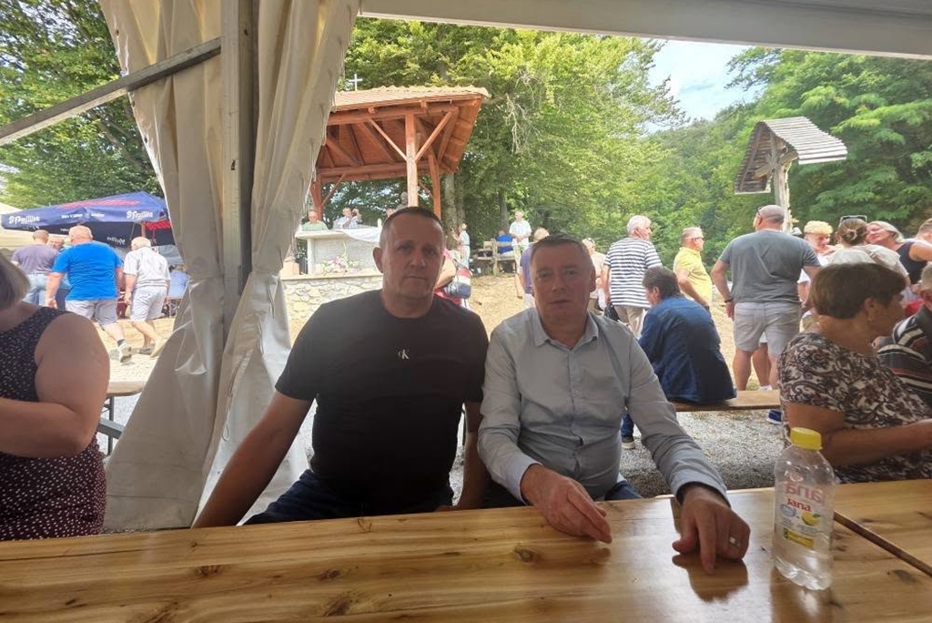 bednja-potkova (9) bednja-potkova (9)