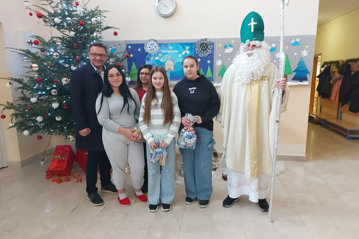 bednja-sveti nikola-darovi (21) bednja-sveti nikola-darovi (21)