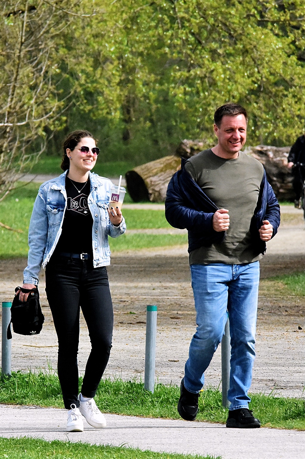 Image 6004931 (auto)