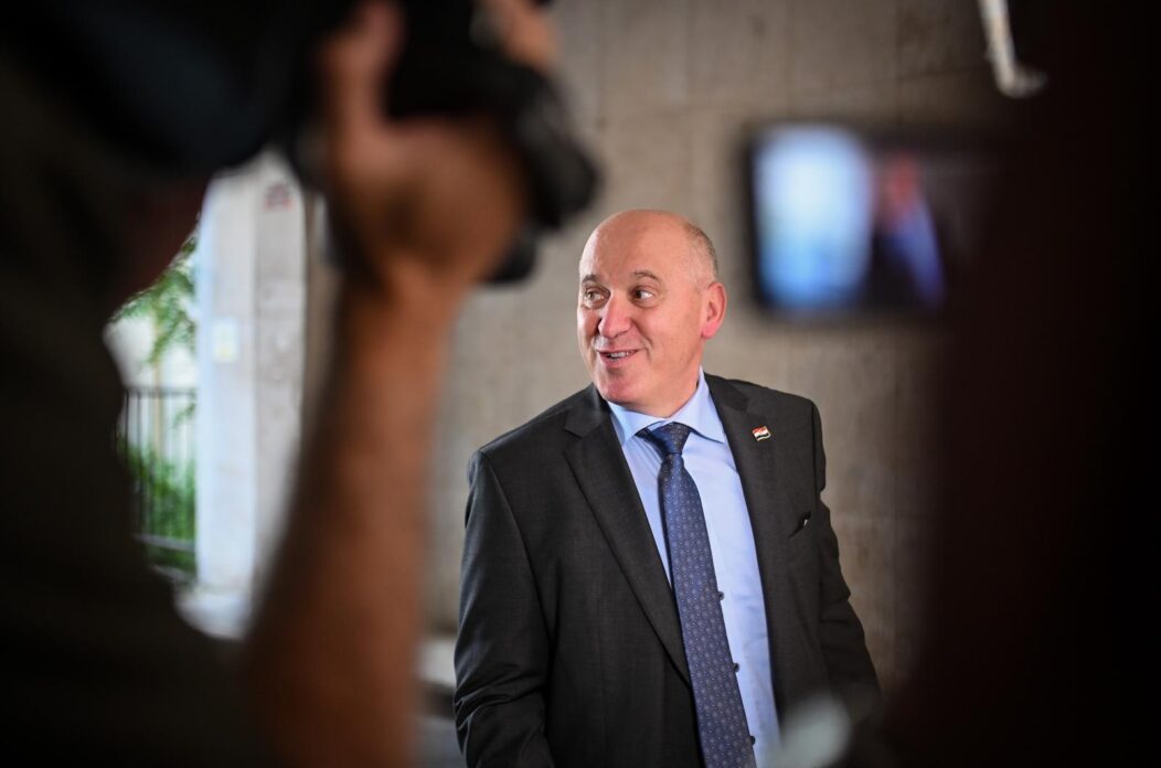 Zagreb: Dolasci na zajedničku sjednicu Predsjedništva i Nacionalnog odbora HDZ-a Zagreb: Dolasci na zajedničku sjednicu Predsjedništva i Nacionalnog odbora HDZ-a