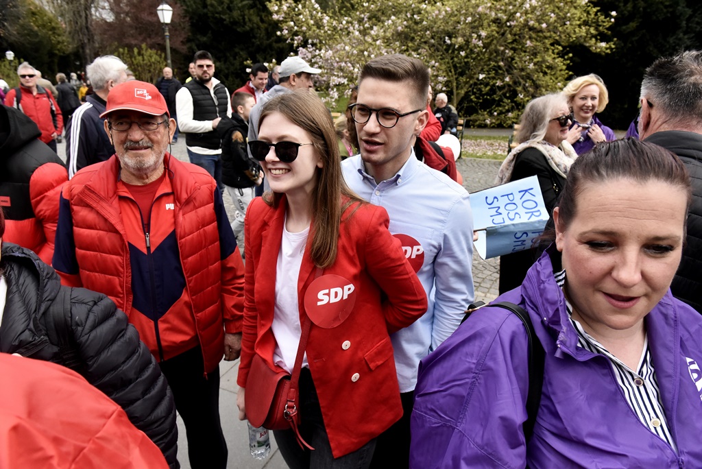 Prosvjed ‘Dosta je!’