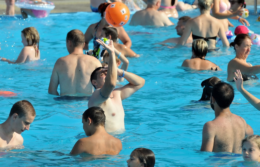 kupanje na Dravskim bazenima i Aquacityju kupanje na Dravskim bazenima i Aquacityju