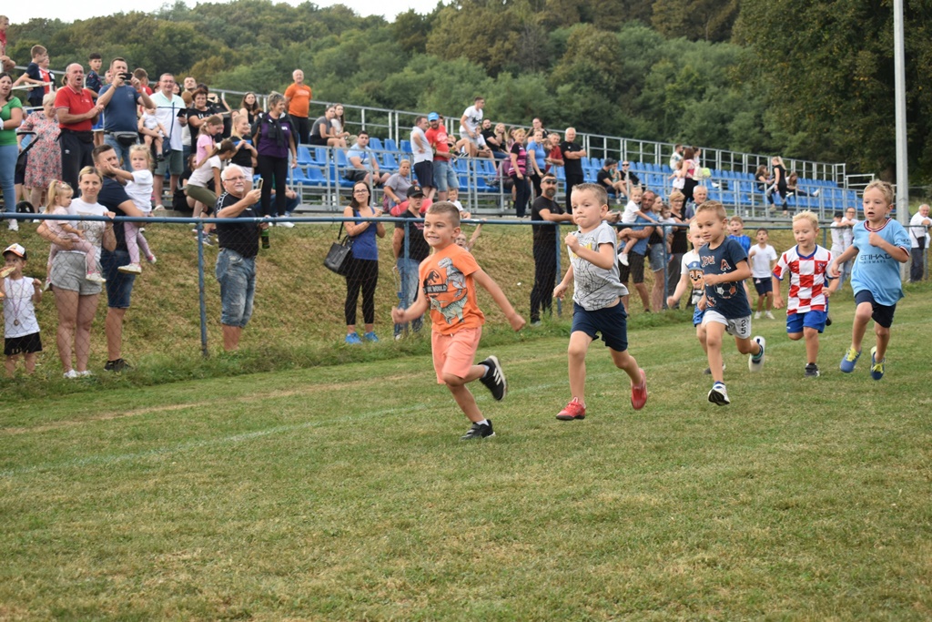 Image 5852585 (auto)