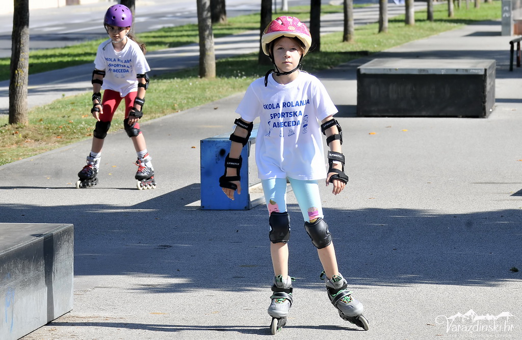 ŠKOLA ROLANJA Oko 130 djece naučilo rolati, s njima po prvi puta i roditelji