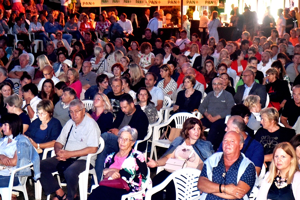 Zorica Kondža, Tedi Spalato