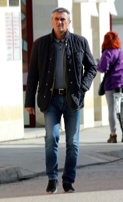 Image 5491136 (auto)