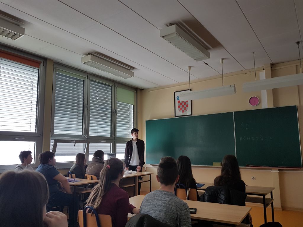 20180405114312123717