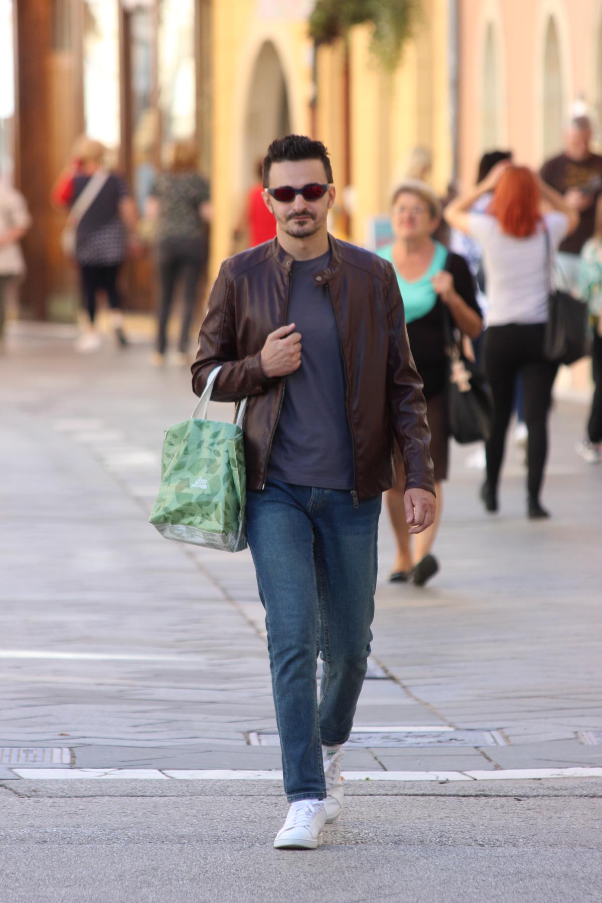 Image 5469098 (auto)