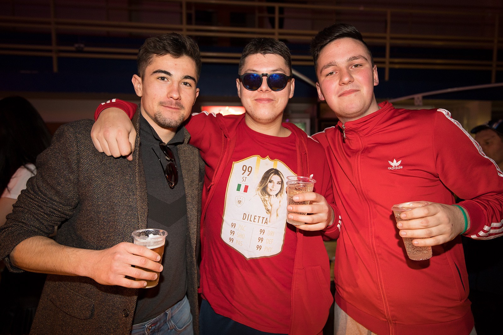 TRASH PARTY U PRELOGU Minea, Ivana Banfić i Ella napravile ludnicu na partyju!