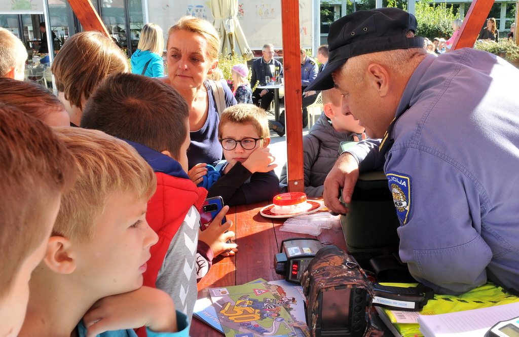 Policijska vježba, Dan policije