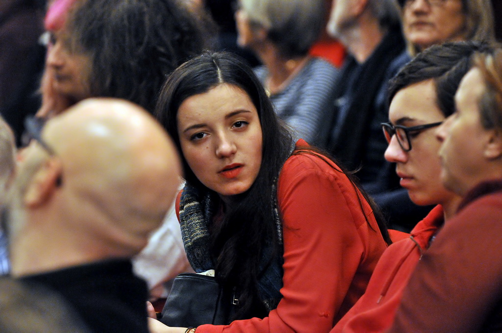 Praizvedba predstave Trojica u Trnju