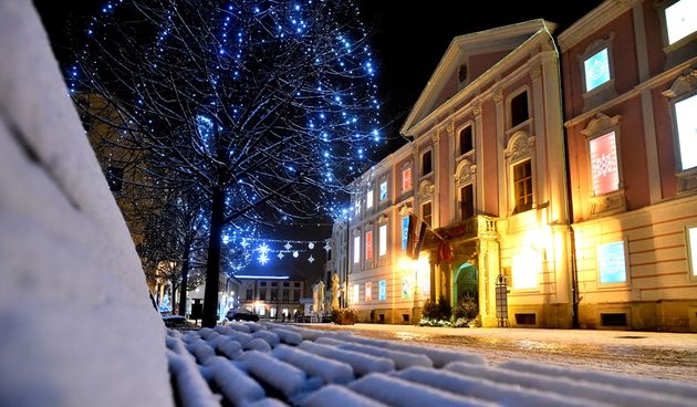 Snijeg, Advent, županijska palača