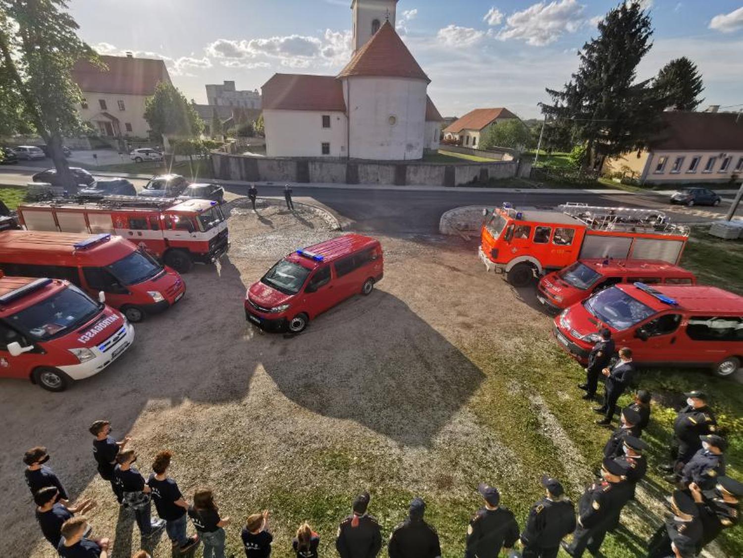 Image 4908804 (auto)