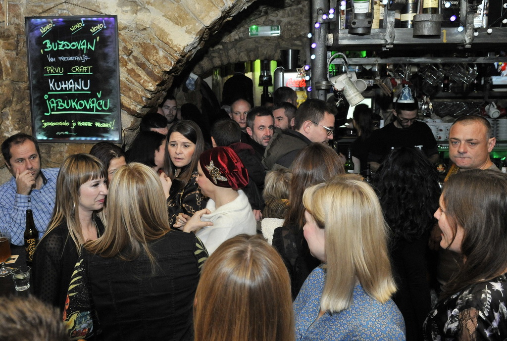 IT’S ONLY ROCK ‘N’ ROLL Band jamIT prodrmao publiku u Medinu škrinji