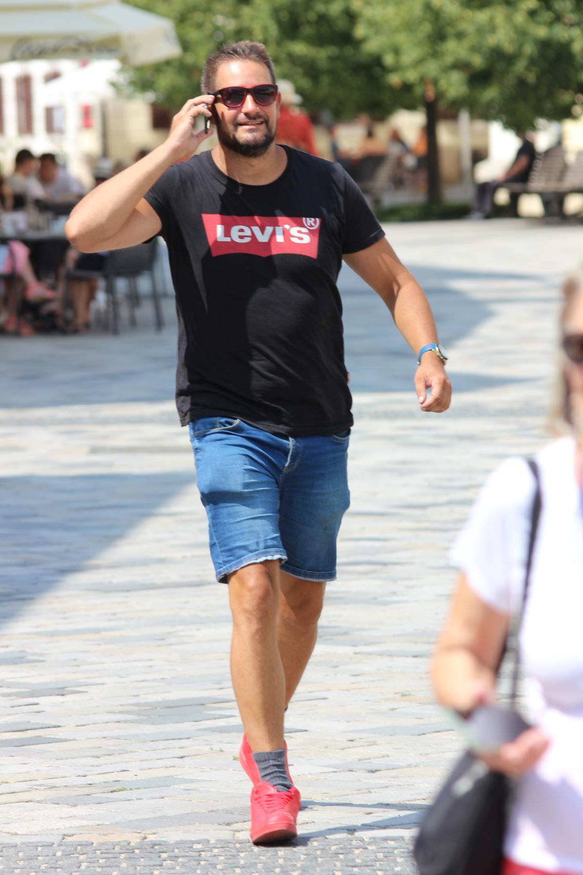 Image 5440470 (auto)