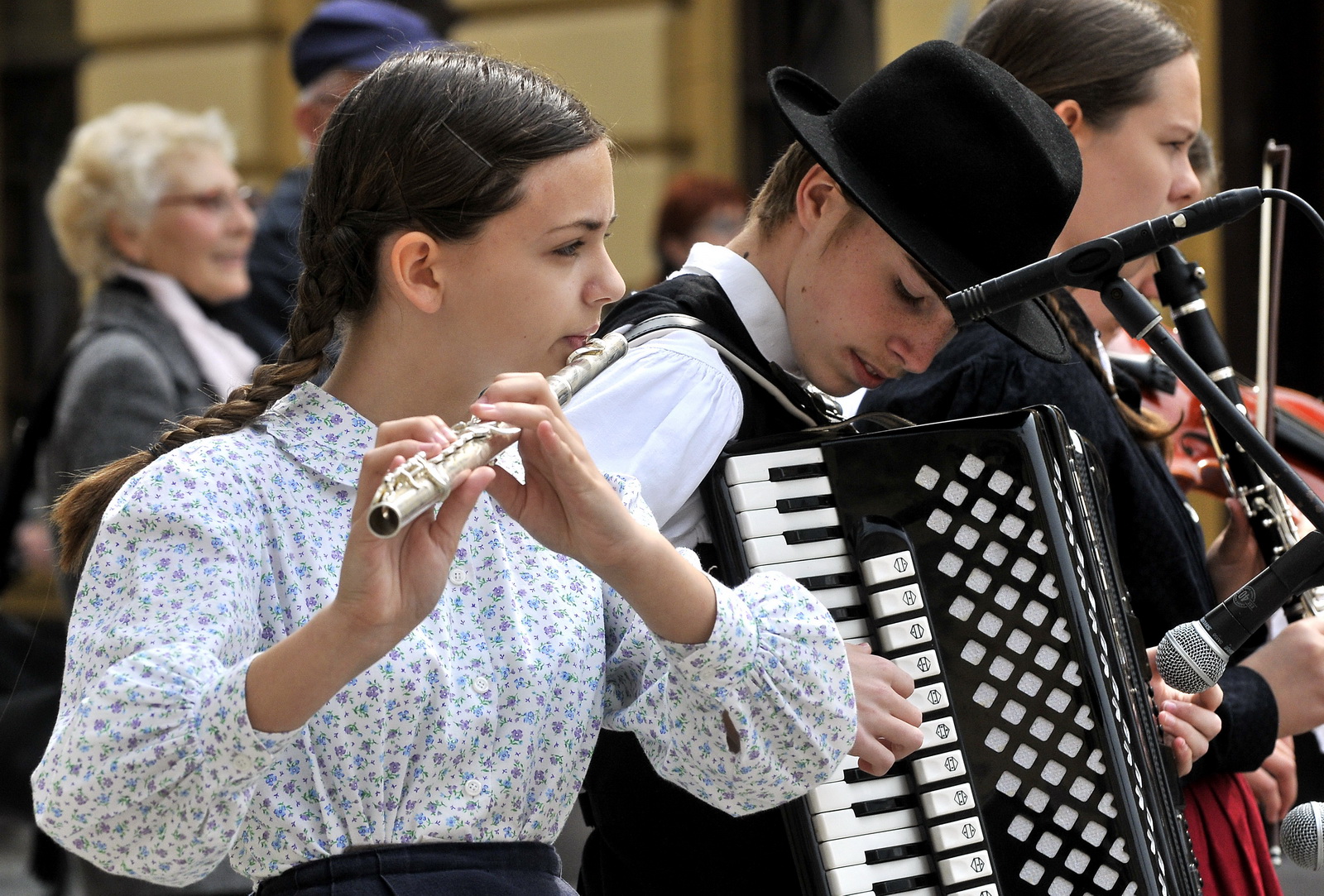 SKD ‘NAGELJ’ Slovenci obilježili Dan nacionalnih manjina u Varaždinu, najveća gužva na slovenskom štandu
