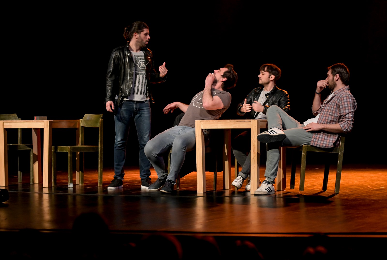 Tjedan smijeha, Kerekesh Teatar