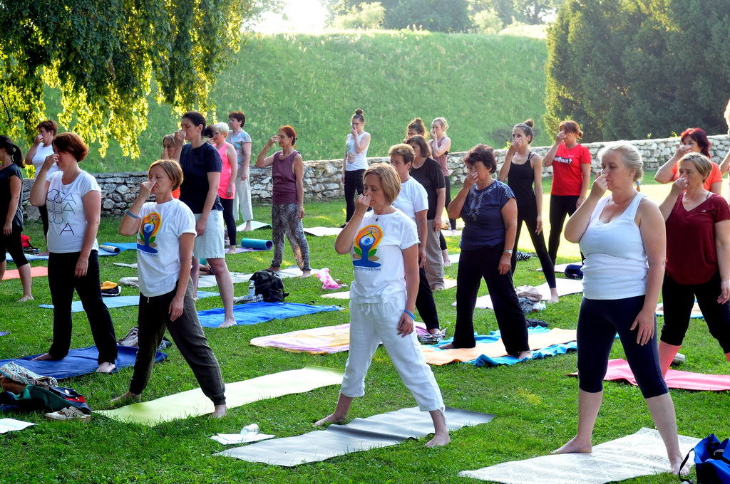 Image 2703043 (auto) Image 2703043 (auto)