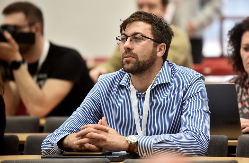 Image 5689669 (auto)