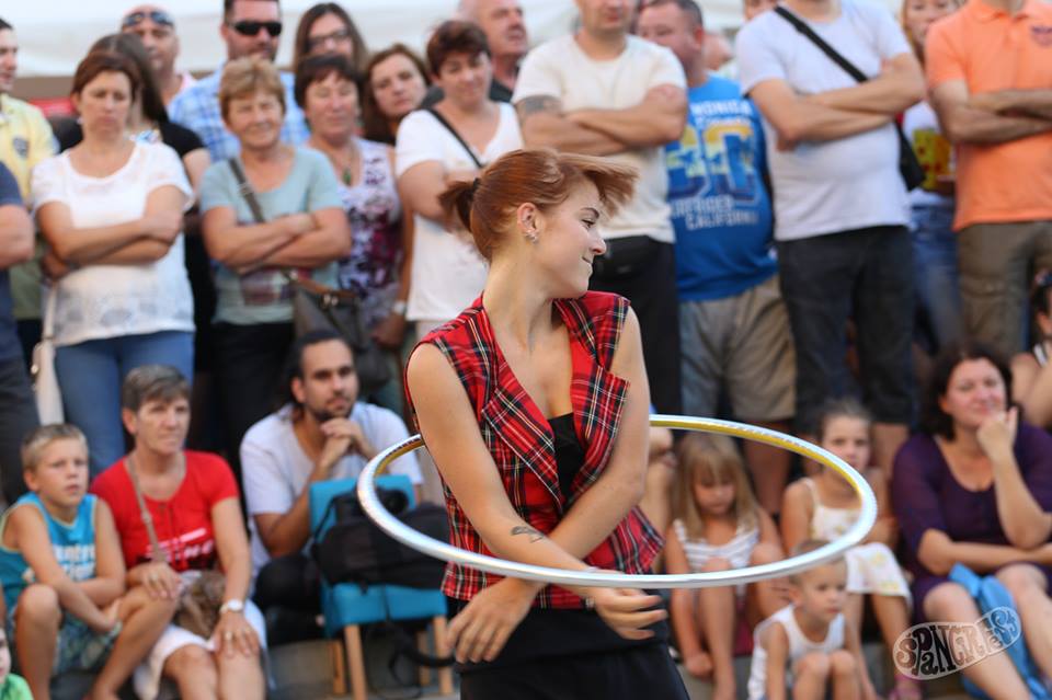 1406768812873589346075825937976