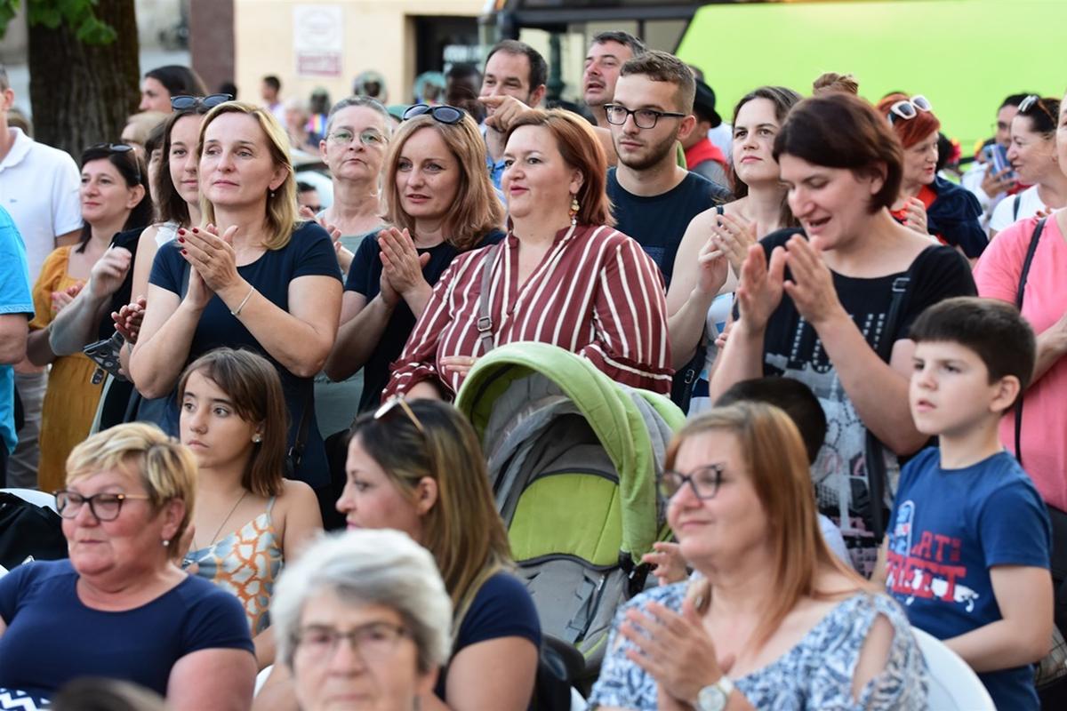 Image 5420542 (auto)