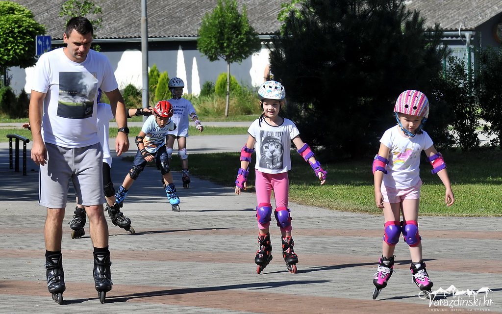 ŠKOLA ROLANJA Oko 130 djece naučilo rolati, s njima po prvi puta i roditelji