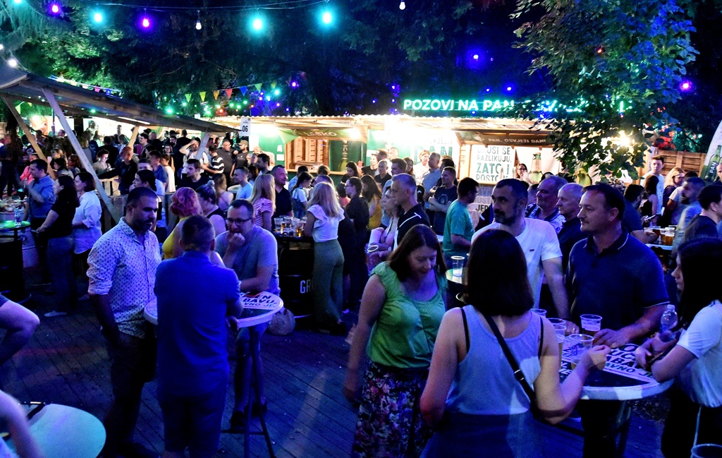 Biergarten 18.6.2022.