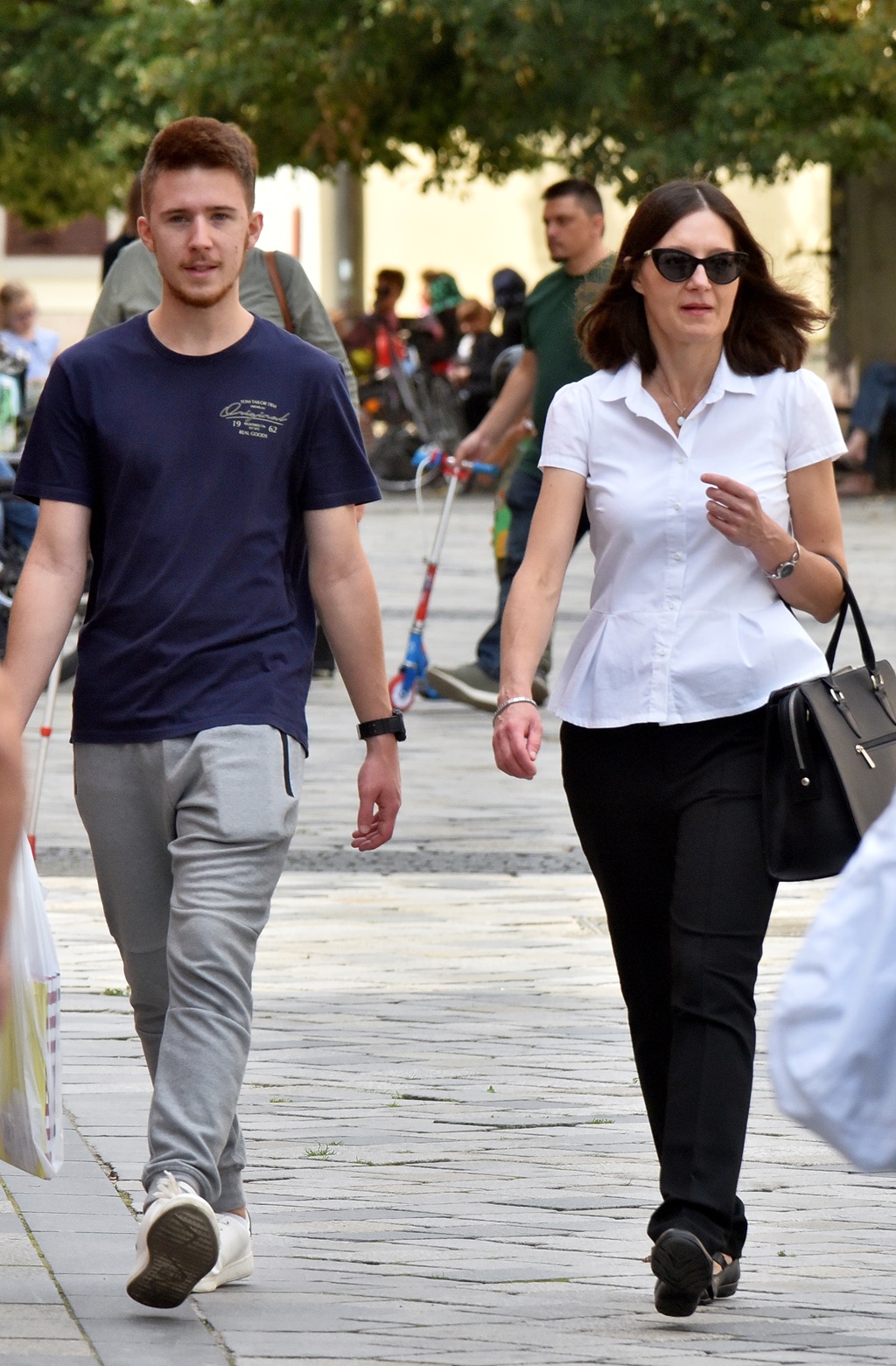 Image 5854147 (auto)