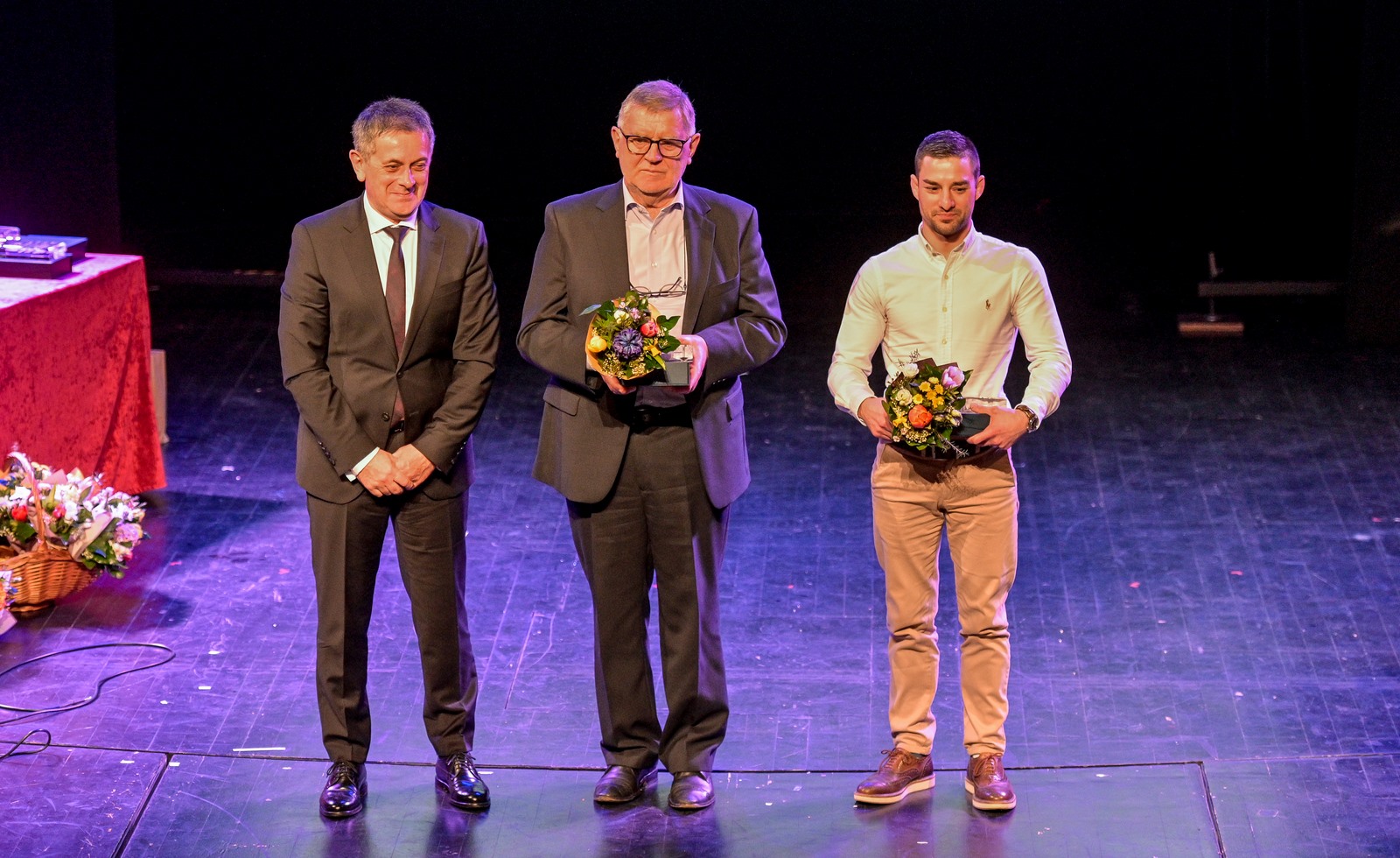 Image 5983661 (auto)