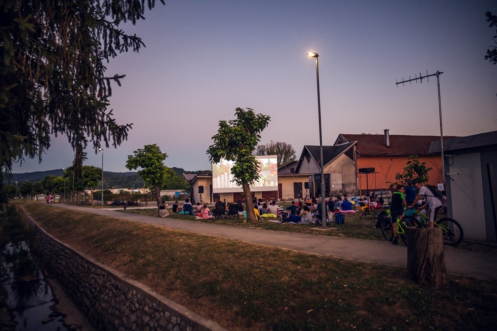 cinesound marof (12)