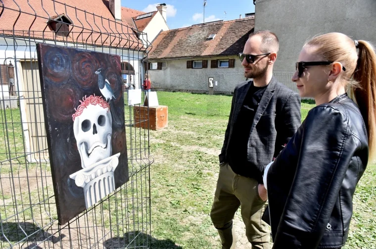 ctrl art izlozba mladi umjetnici – vzhr 11