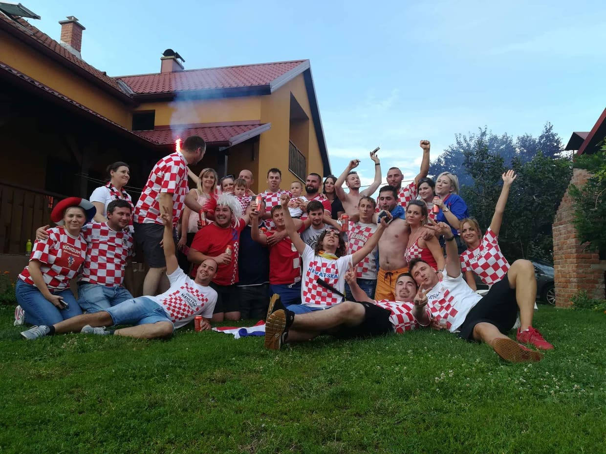 Image 2744303 (auto) Image 2744303 (auto)