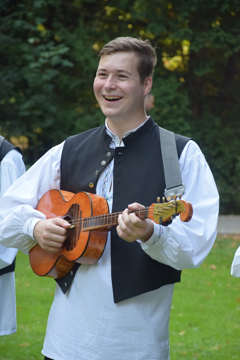 Image 4647896 (auto)