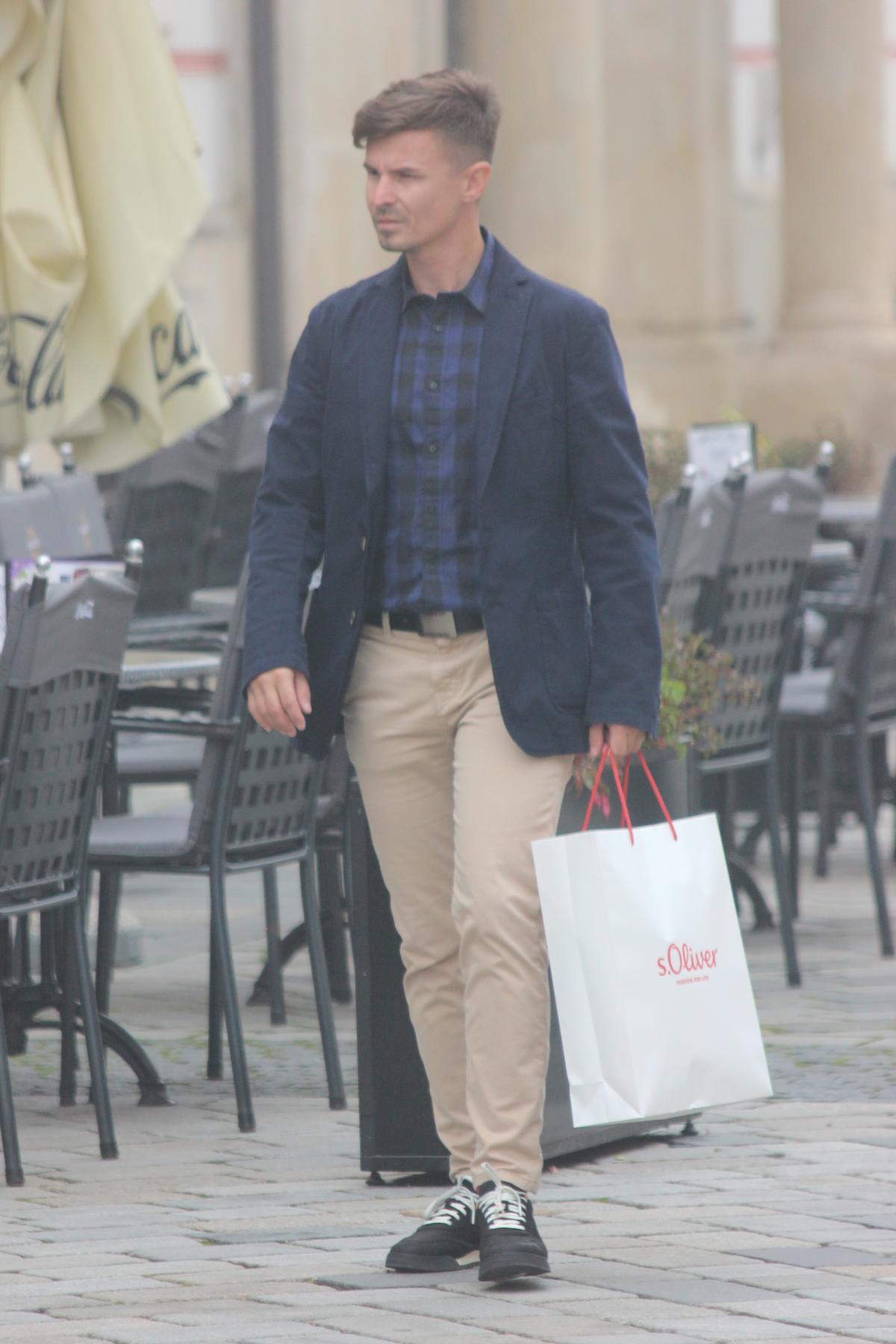 Image 5497398 (auto)