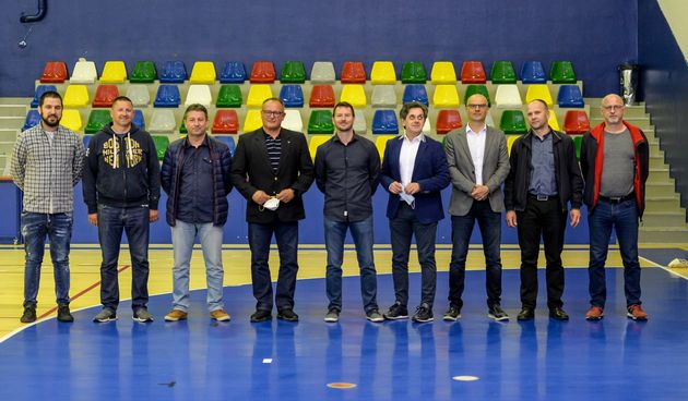 Image 5254630 (auto)